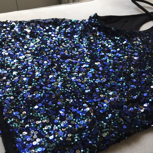 Forever 21 Midnight blue sequin tank top - Picture 6 of 8